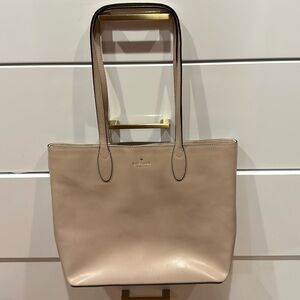 Kate Spade pale pink tote bag zips on top